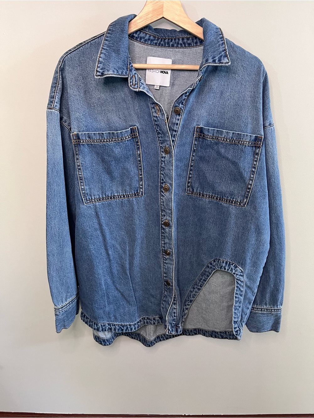 Fashion Nova Denim Button‎ Down Shirt Cutout Hem Blue Medium Wash XL P325DJ3822